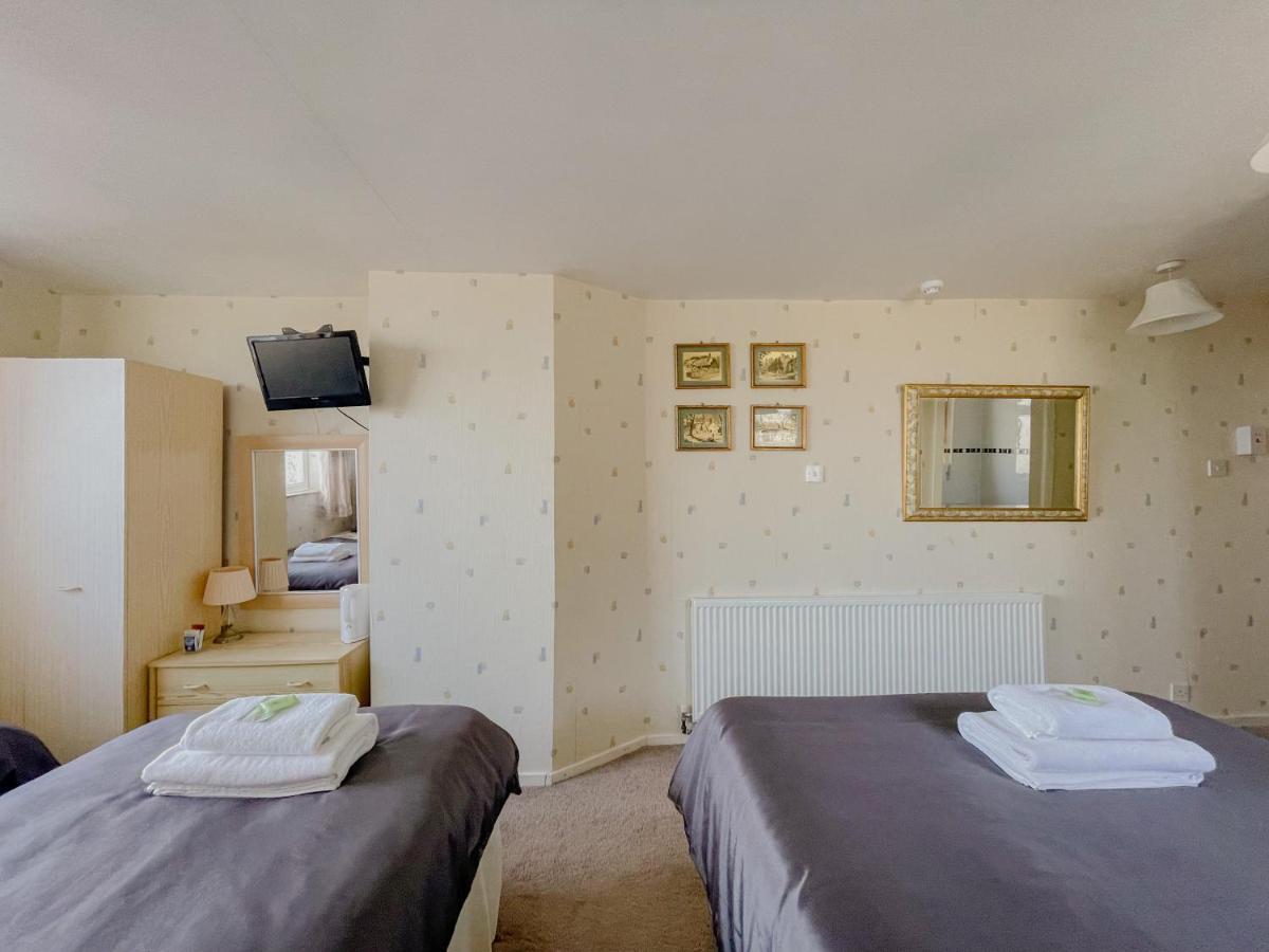 בלקפול The Glen Stuart Hotel מראה חיצוני תמונה
